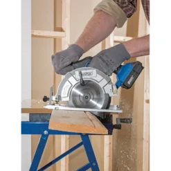 D20 20V Brushless Circular Saw, 1 x 3.0Ah Battery, 1 x Fast Charger