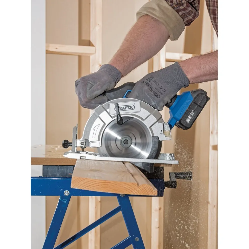 D20 20V Brushless Circular Saw, 1 x 3.0Ah Battery, 1 x Fast Charger