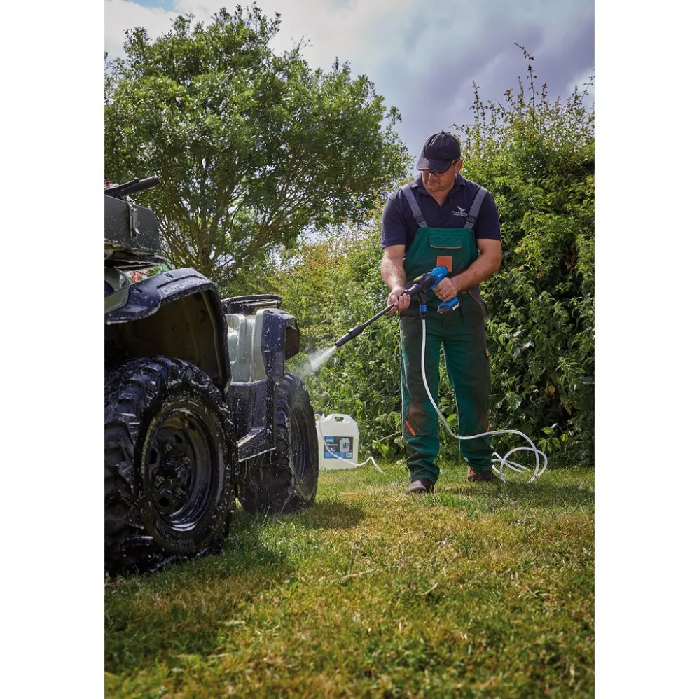 D20 20V Cordless Pressure Washer Kit, 1 x 2.0Ah Battery, 1 x Fast Charger