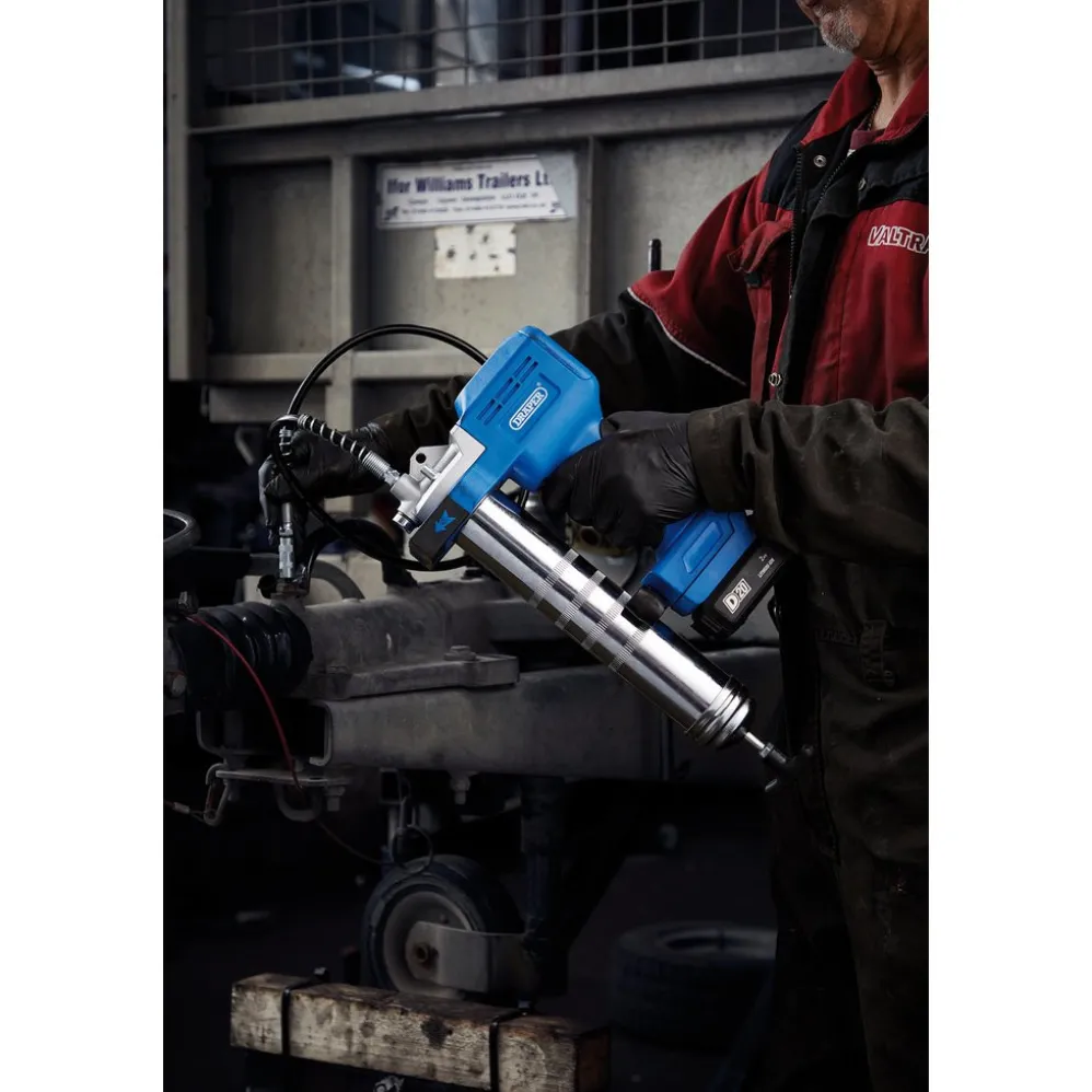 D20 20V Grease Gun Kit, 1 x 2.0Ah Battery, 1 x Charger (3 Piece)