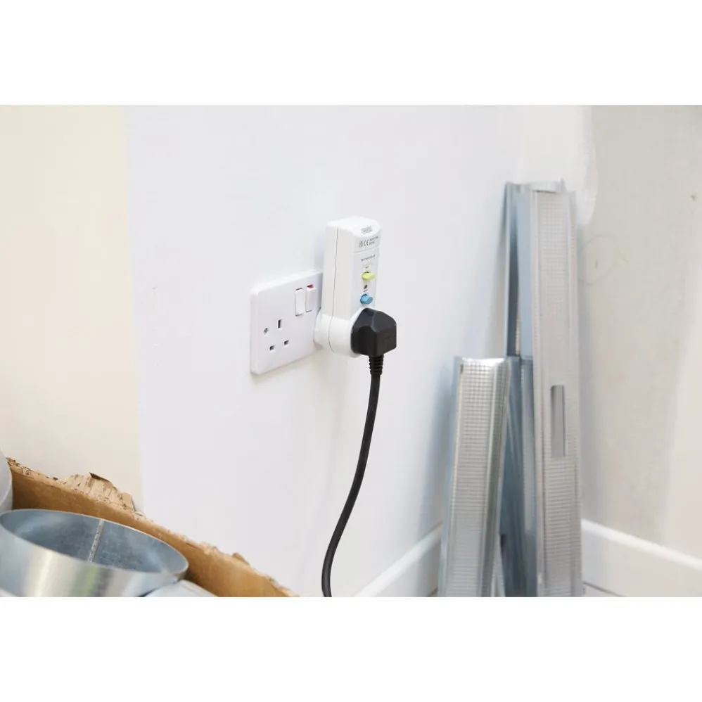 RCD Adaptor, 220-250v/50Hz, 13 AMP
