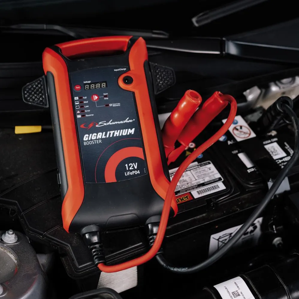 Schumacher® GIGA 12V Lithium Booster, 800CA