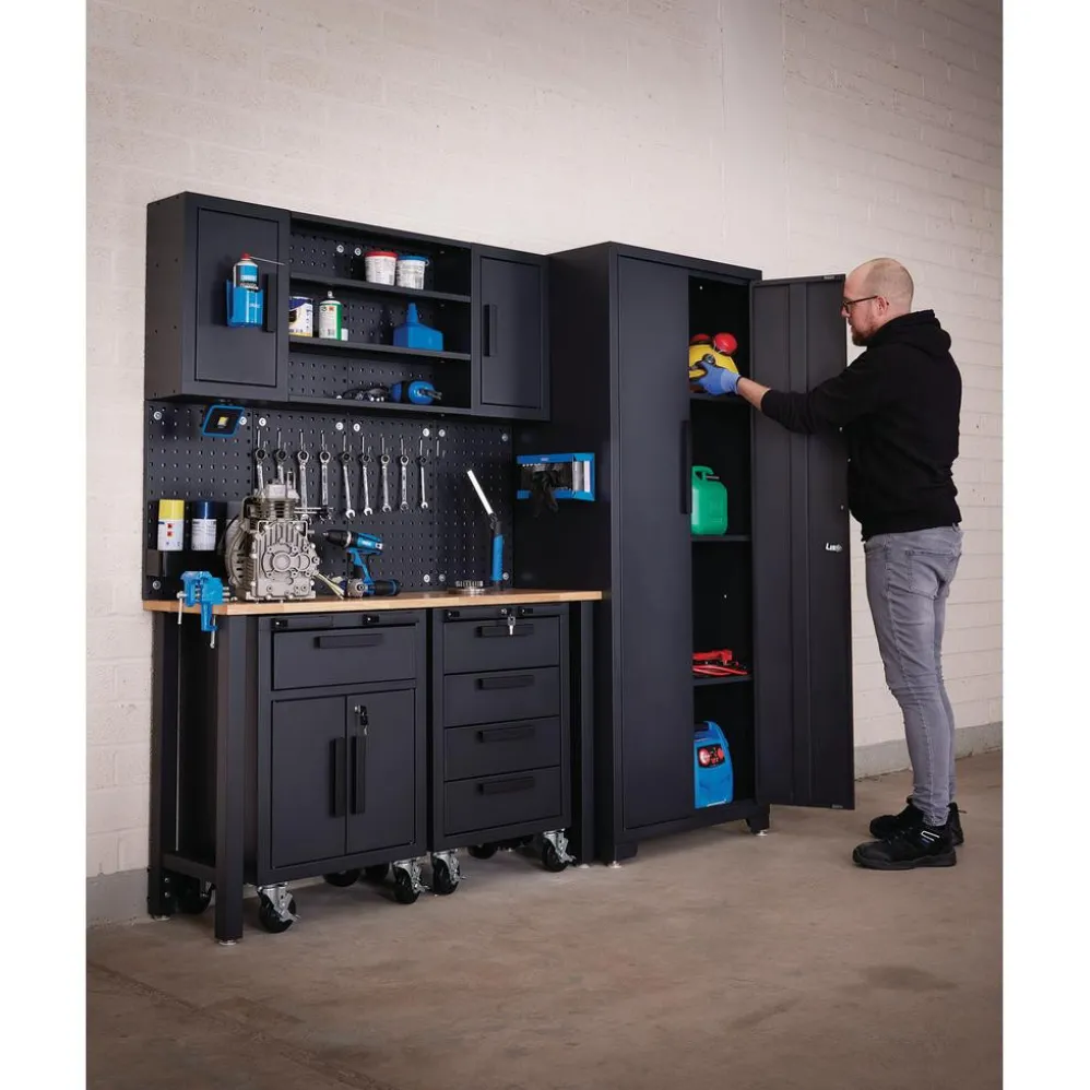 Single Garage Workstation with Roller Cabinets