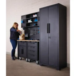 Single Garage Workstation with Roller Cabinets