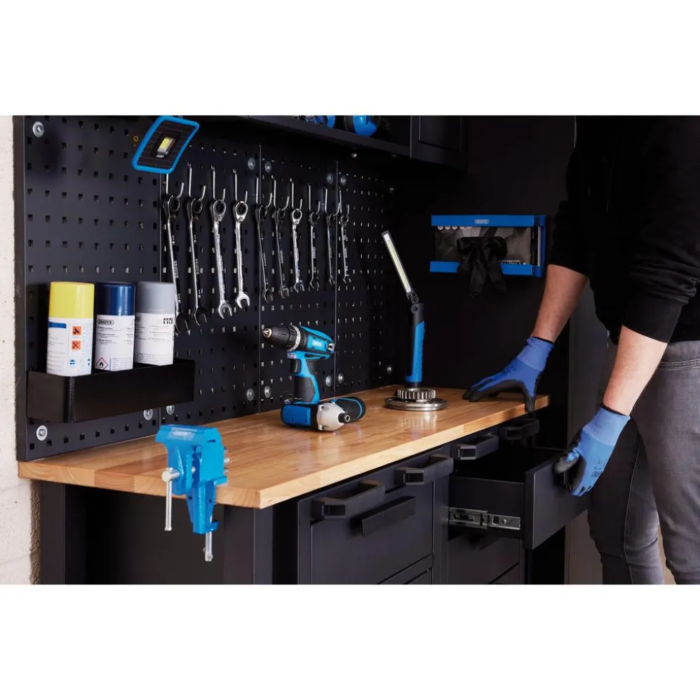 Single Garage Workstation with Roller Cabinets