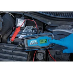 6/12V Smart Charger and Battery Maintainer, 4A